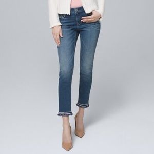 🌻White House Black market Mid Rise Fringe Hem Slim Crop jeans